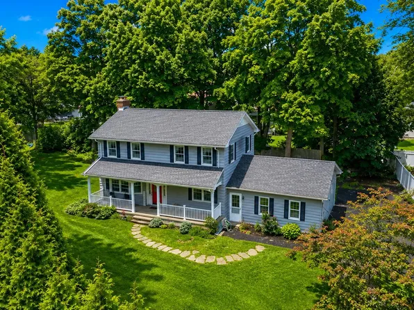 2 Foxey Lane, Mahopac, NY 10541