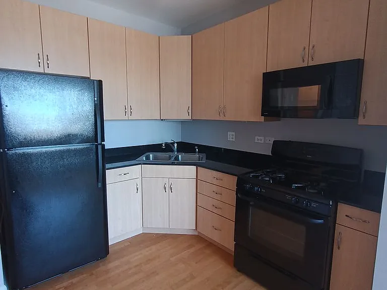 3575 S. Archer/ACE Capital LLC — Photo 2