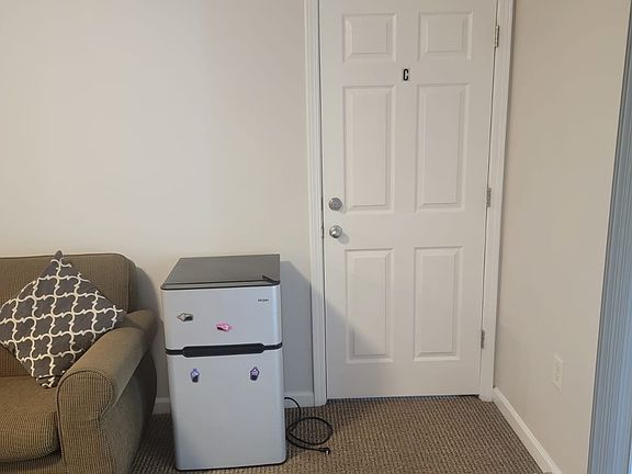 3rd image of 237 Yellowstone Dr APT 307