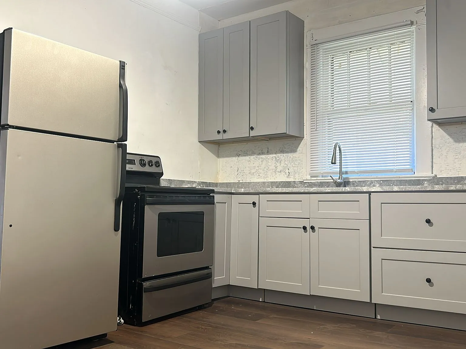1 bed, 690 sqft, $875 — Photo 2