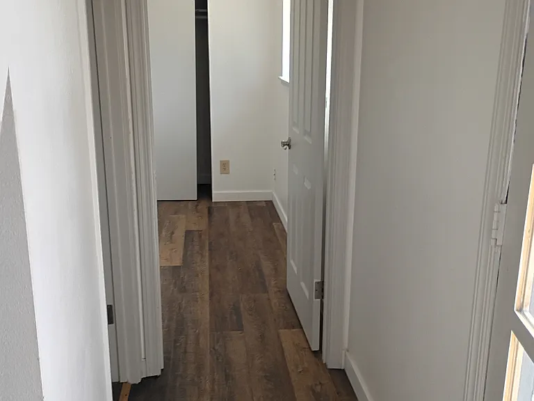 528 Delta St — Photo 16