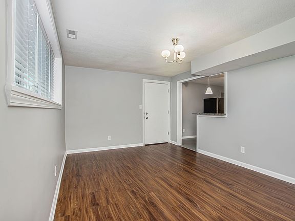 2nd image of 4119 Mission Rd APT 7