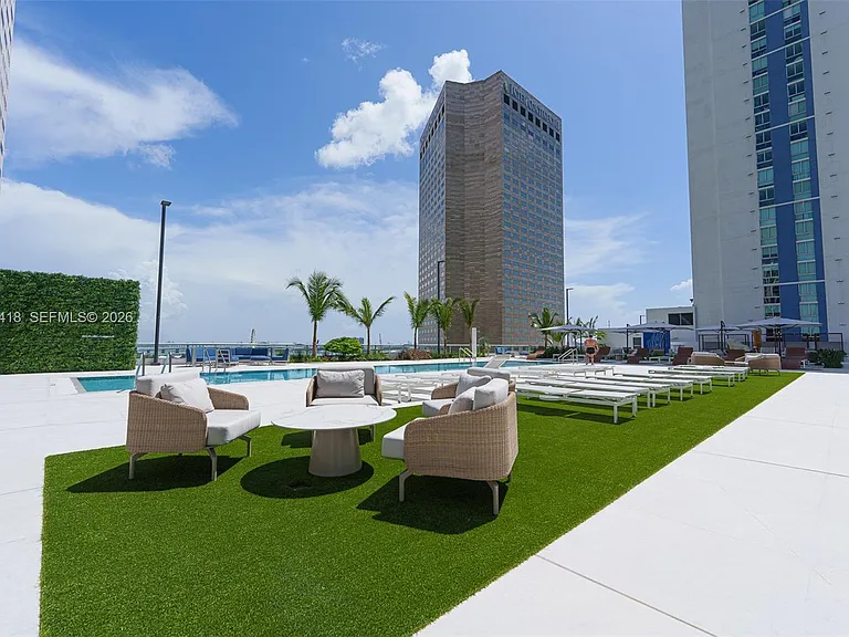 335 Biscayne Blvd #3808 — Photo 73