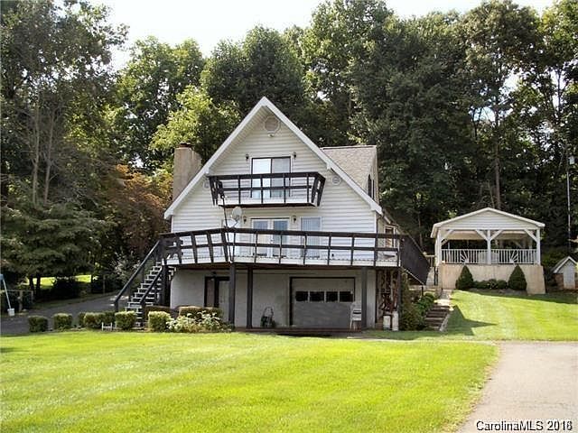 2nd image of 7467 Lakewood Dr