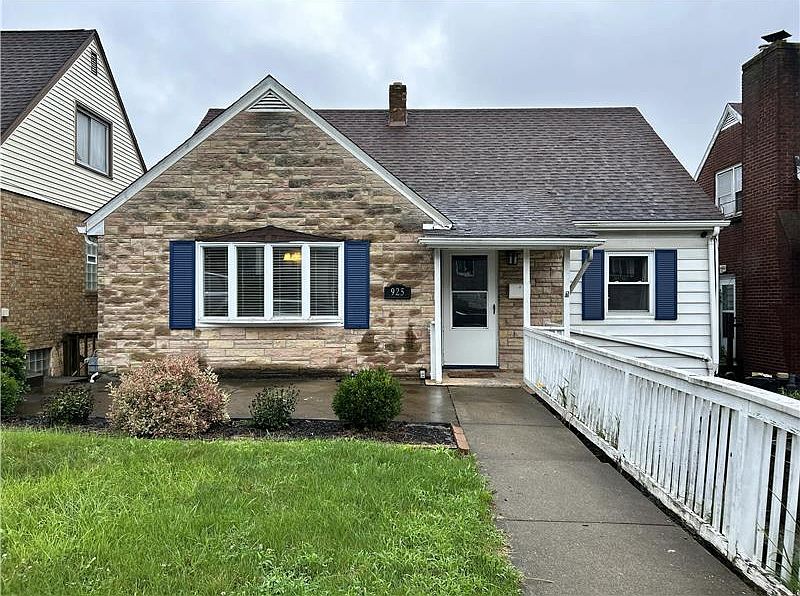 1st image of 925 Oxford Blvd