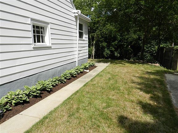 2nd image of 15 Firwood Dr