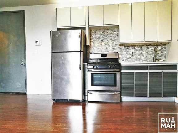 2nd image of 229 Wilson Ave #2B