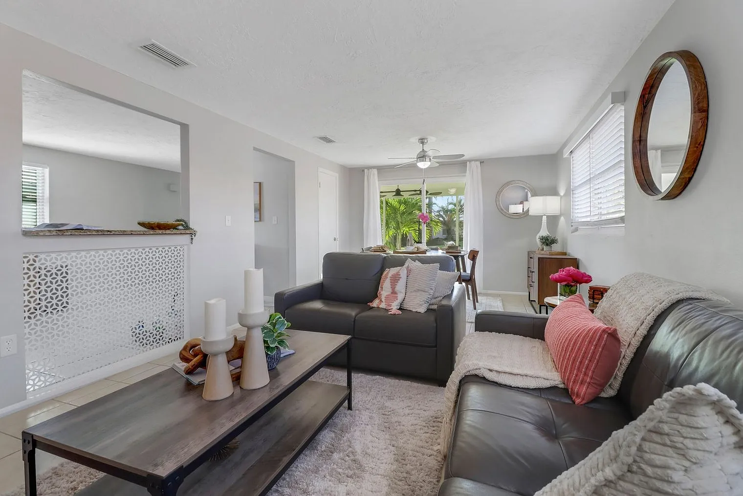 2 bed, 1.0 bath, $6,024 — Photo 1
