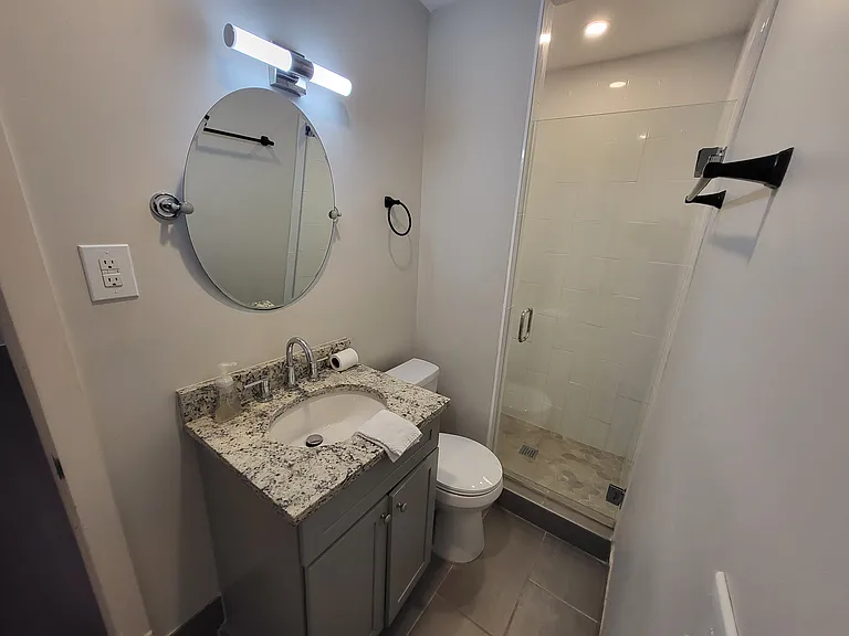 331 Decatur St #3A — Photo 11