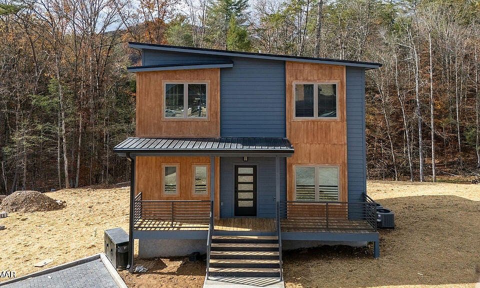 1st image of 542 Warbonnet Way