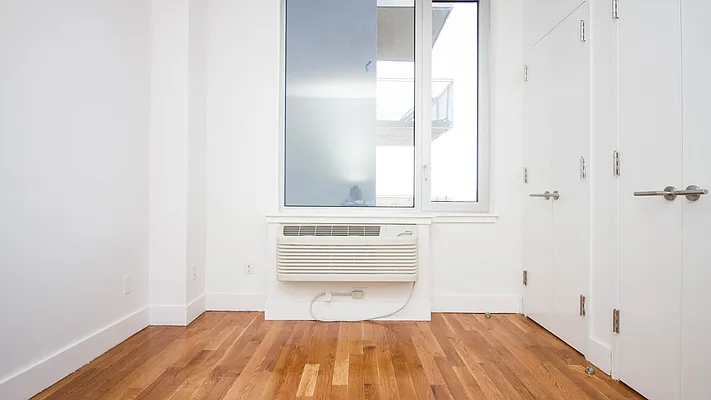 Rented by Nooklyn NYC LLC | media 62