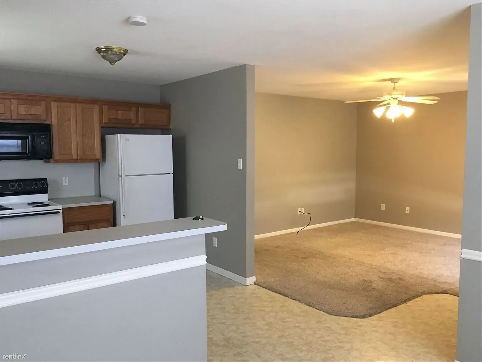3 bed, $1,350 — Photo 1