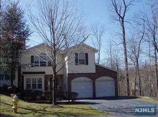79 Butternut Dr, Wayne, NJ 07470