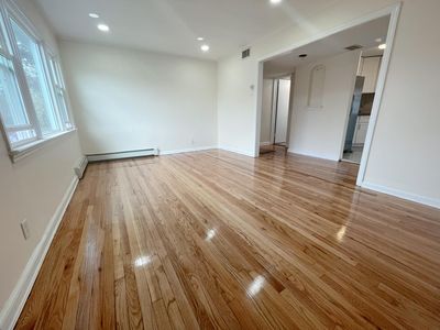 1 Lincoln Gate, Plainview, NY, 11803