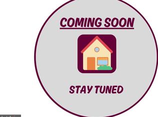 174 Schoolhouse Ln, Mount Laurel, NJ 08054