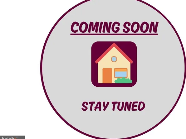 174 Schoolhouse Ln, Mount Laurel, NJ 08054