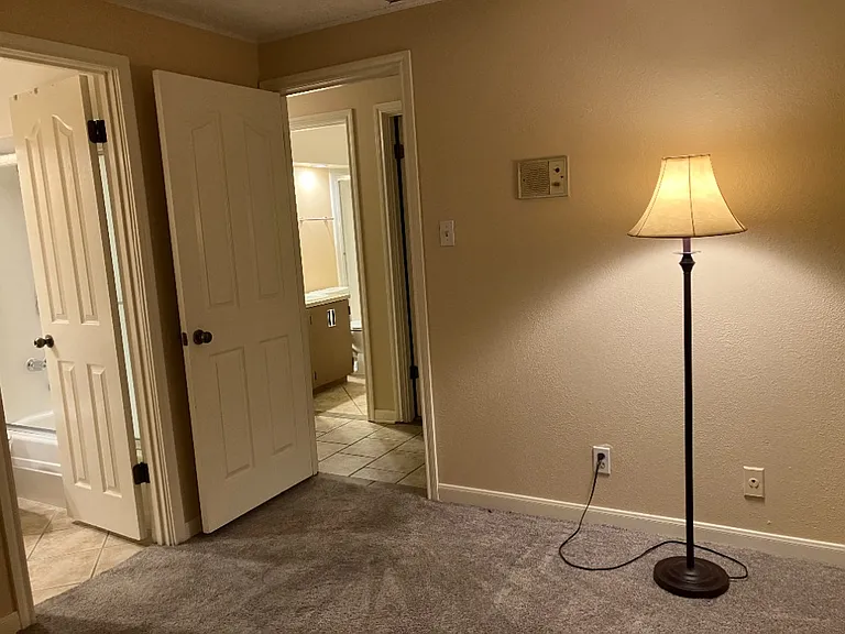 5918 Lago Vista Way #D-34 — Photo 12