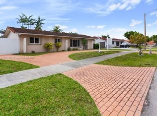 9864 SW 26th Ter, Miami, FL 33165