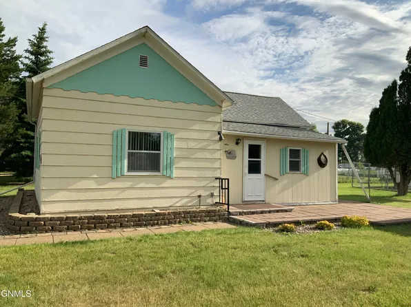 124 N Elm St, Hebron, ND 58638
