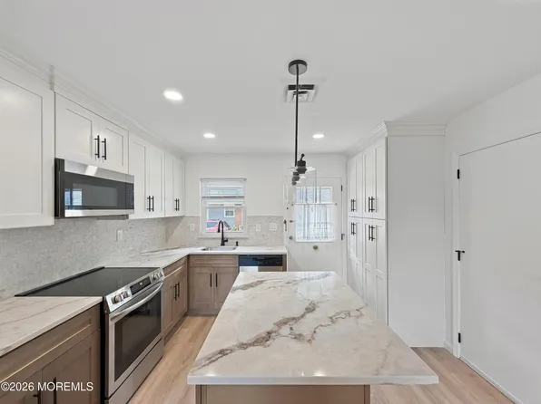 569A Sheffield Court, Lakewood, NJ 08701