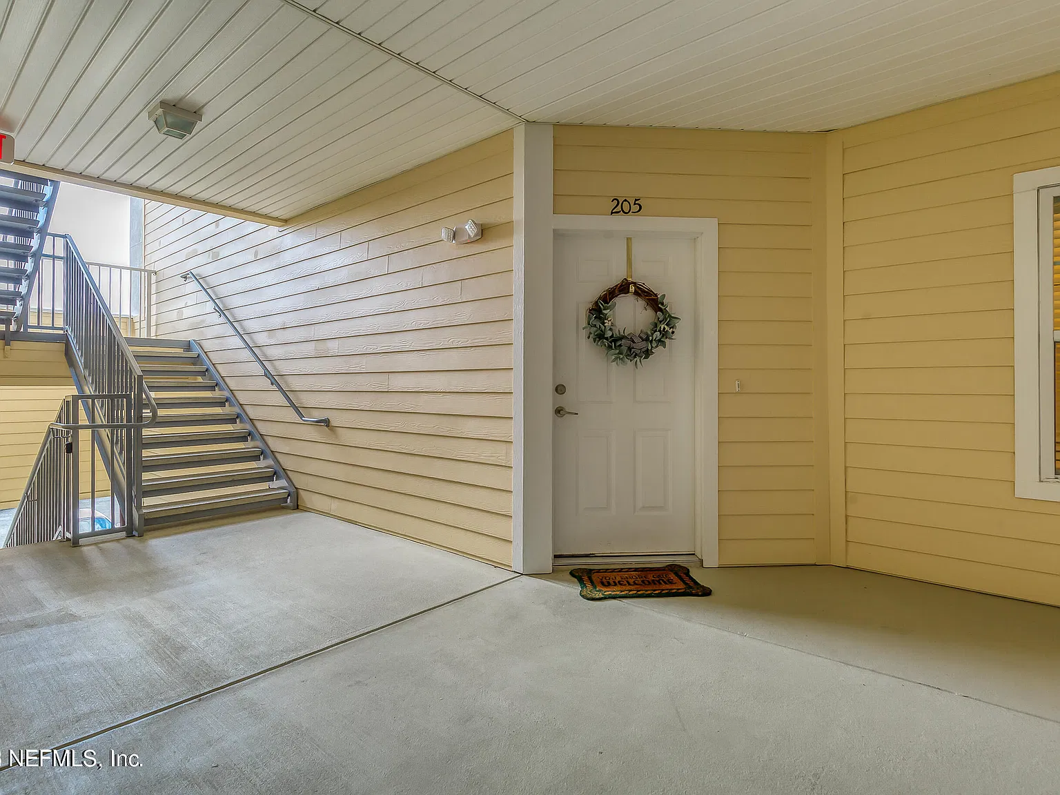 2 bed, 2.0 bath, 978 sqft, $1,325 — Photo 4