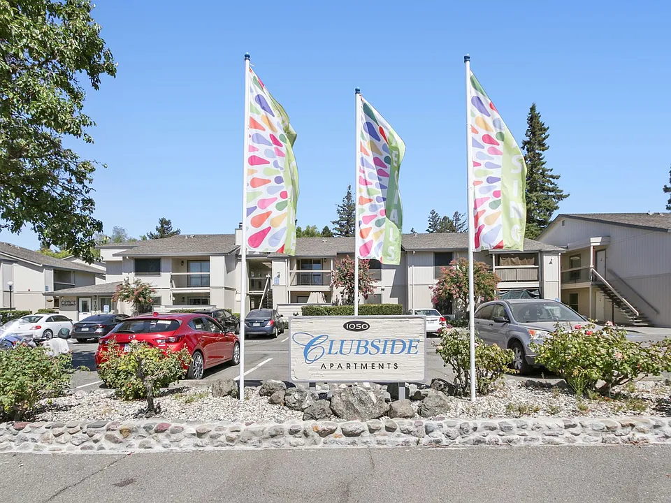 Clubside Apartments