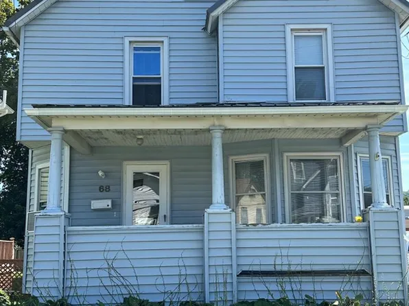 68 Davis St, Corning, NY 14830