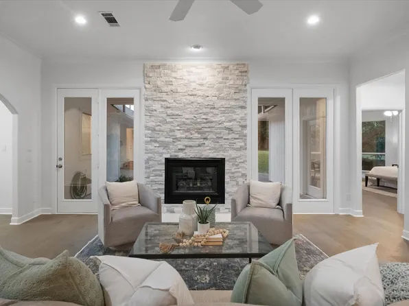 2800 Broadacres Ln, Dalworthington Gardens, TX 76016