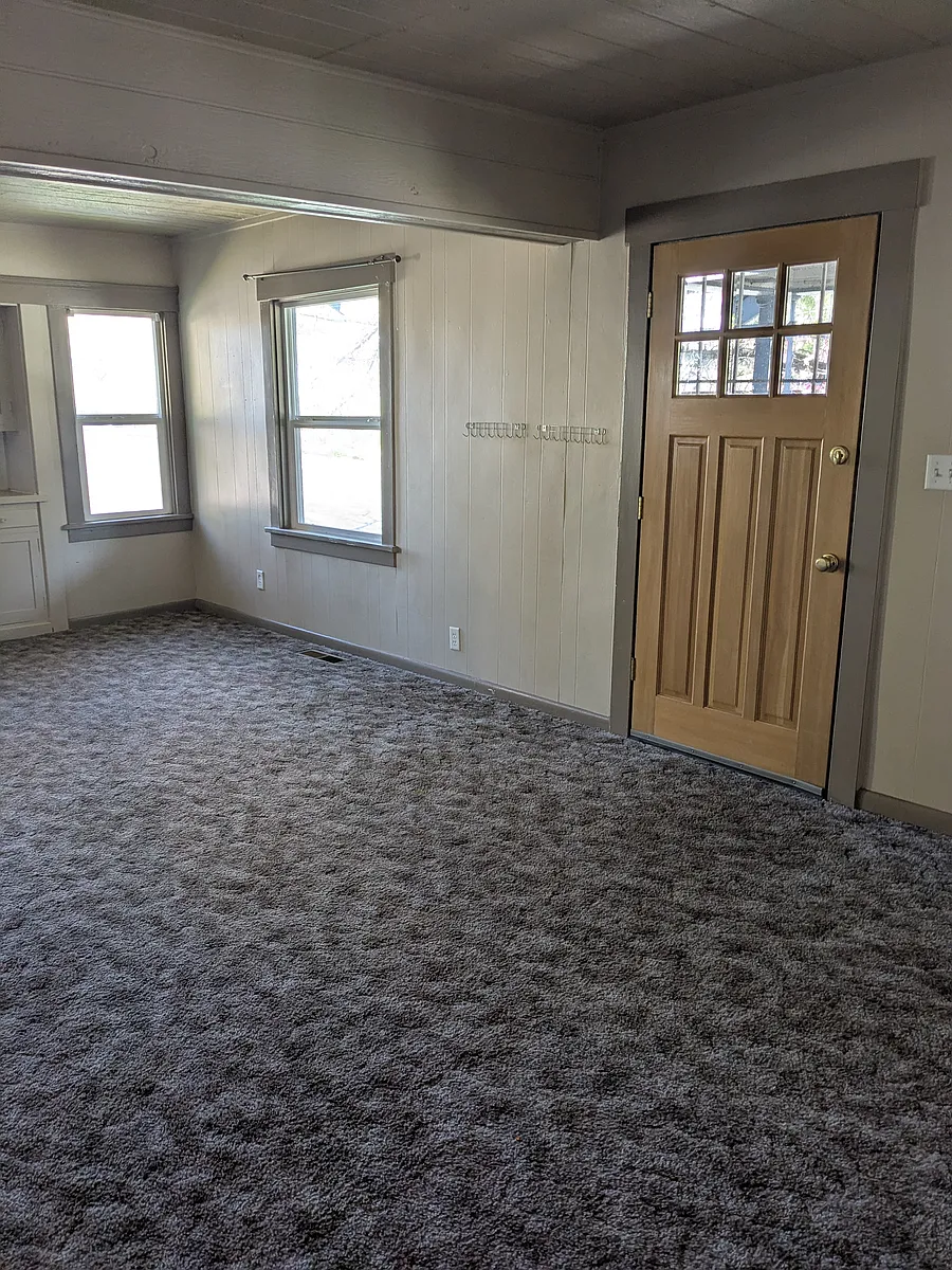 Building Photo - 356 N 11th St #356