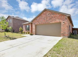12 Glen Crossings Rd, Edgecliff Village, TX 76134