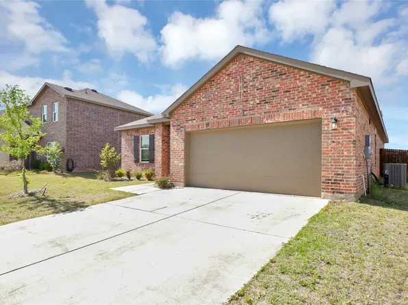 12 Glen Crossings Rd, Edgecliff Village, TX 76134