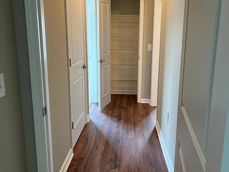 6815 Hanesbrook Cir #302 — Photo 11