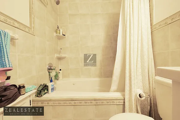 Rented by ZealEstate Group Inc | media 29