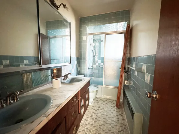 251 Amherst Street image 12 of 22