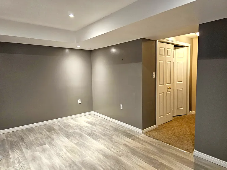 46 Chloe St — Photo 16