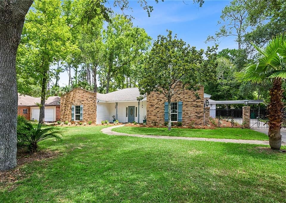 1st image of 325 Jasmine Dr