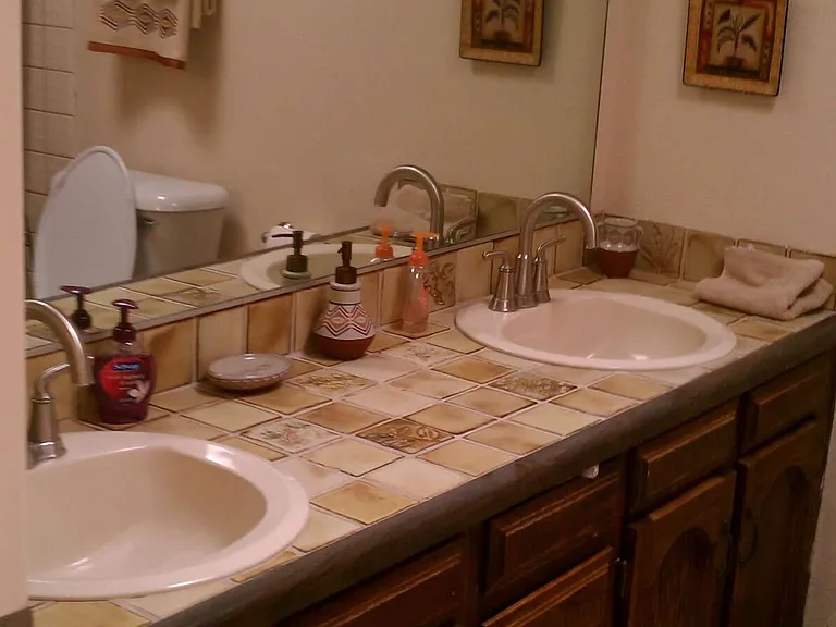 415 Corvair Dr — Photo 58