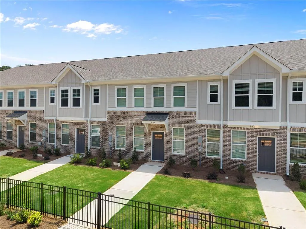 3 bed, 2.5 bath, 1792 sqft, $2,450 — Photo 4