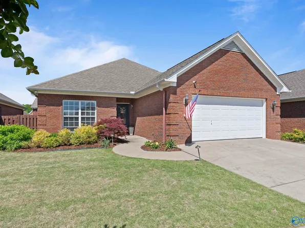 212 Park Place Dr, Arab, AL 35016