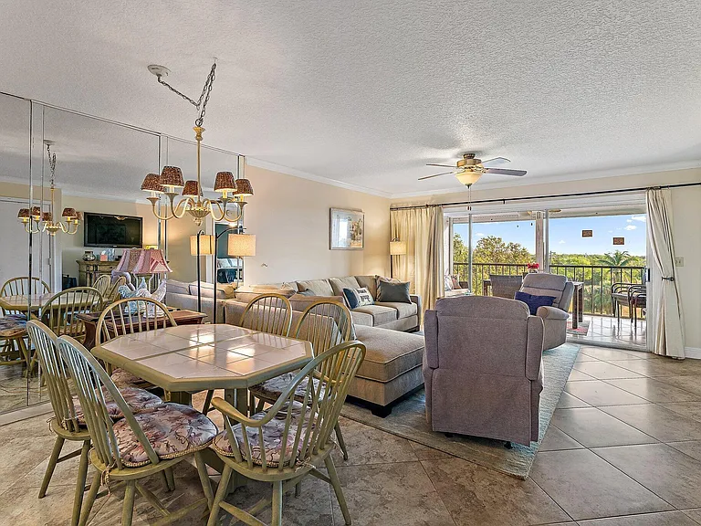275 Palm Ave #C402 — Photo 13