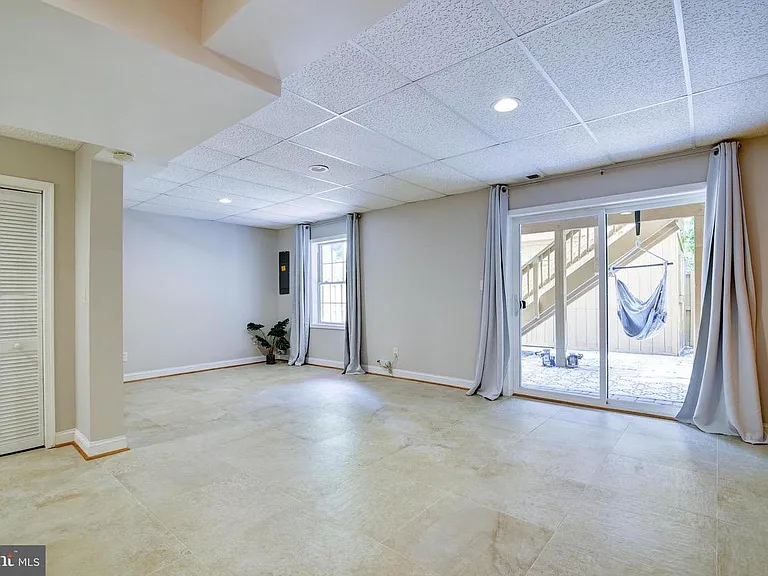 6341 Buffie Ct — Photo 30