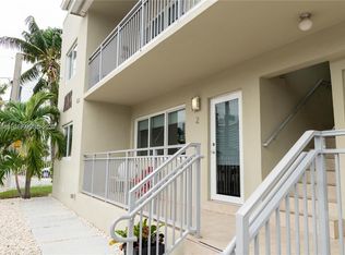 625 77th St #2, Miami Beach, FL 33141