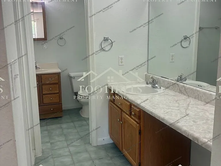 1003 Ravenswood Dr — Photo 10