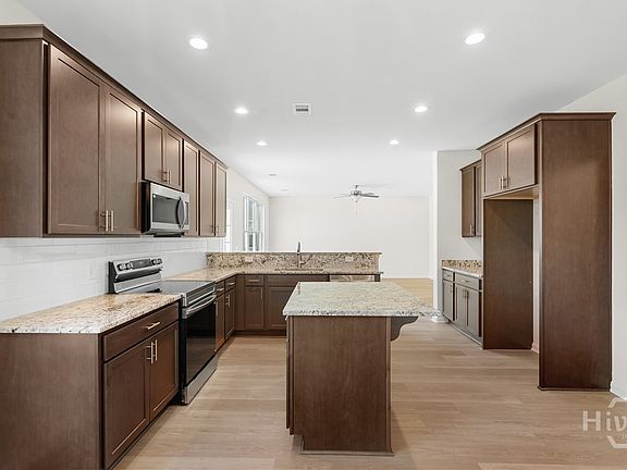 7th image of this home