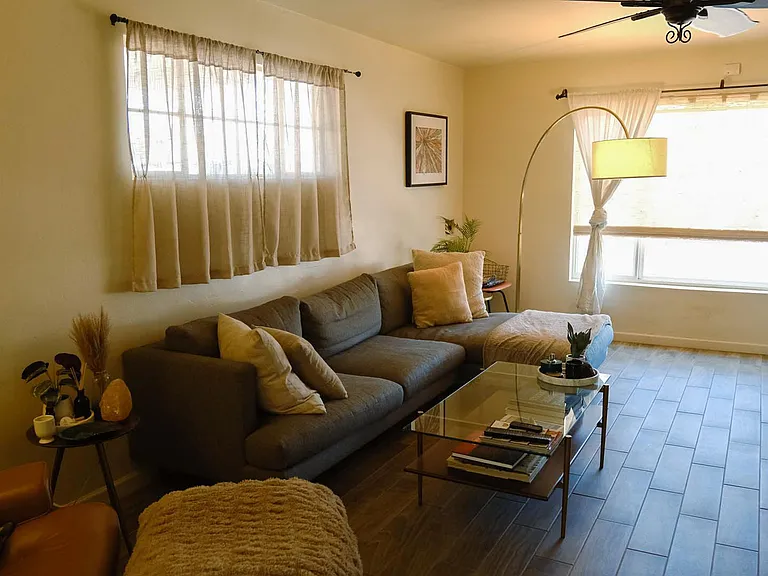 3721 E Sheridan St — Photo 16