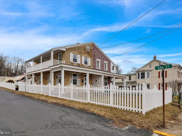 81 Front St, Cressona, PA 17929