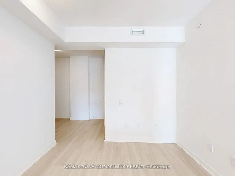 500 Wilson Ave #437 — Photo 7