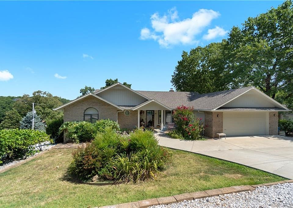 1st image of 47 Applecross Ln
