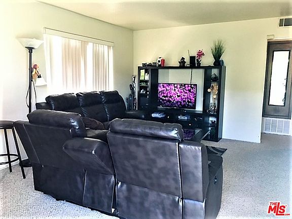 4th image of 5806 Primrose Ave