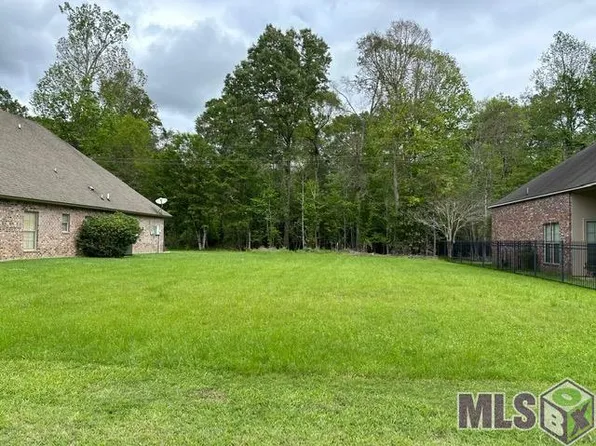 6111 Beechgrove Ln, Saint Francisville, LA 70775